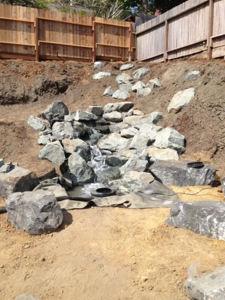 Local landscape installation for homes in Arcata, CA by Living Earth Landscapes