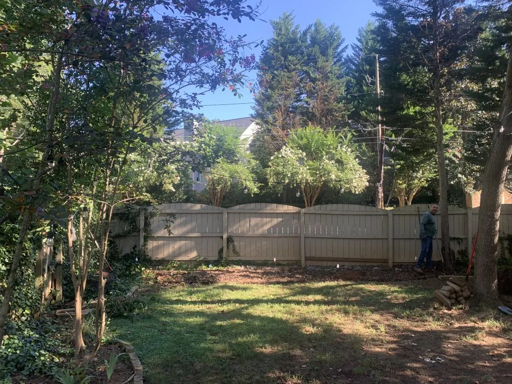 Top-rated yard cleanup service in Marietta, GA - Living Fences