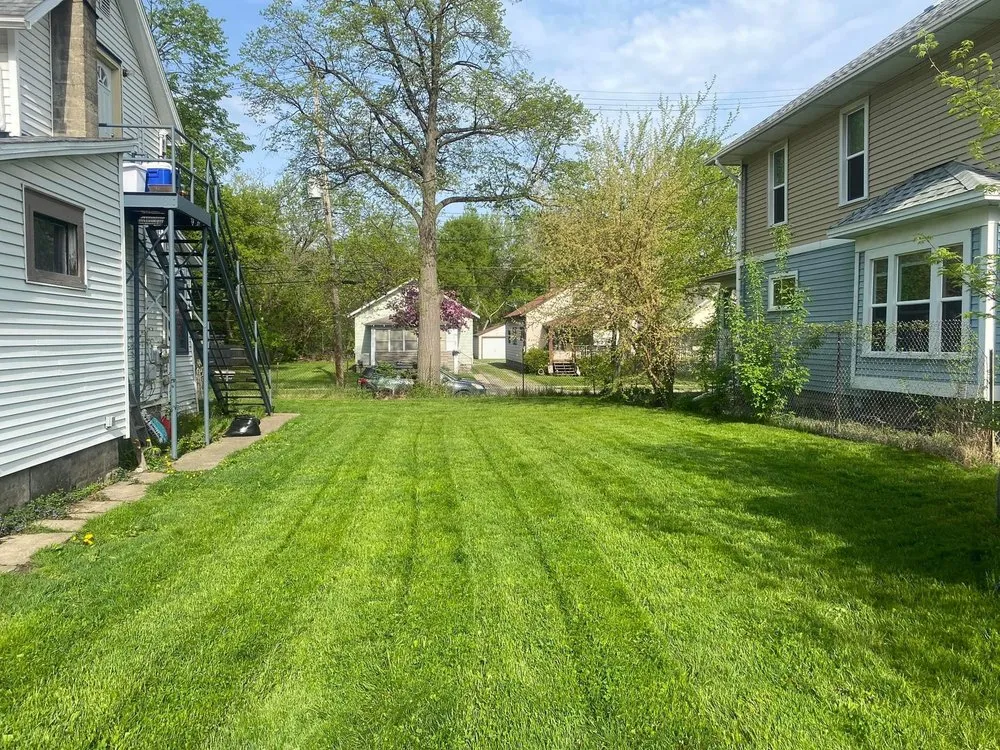 Expert landscaping services experts serving Lansing, MI - Living for Legacy