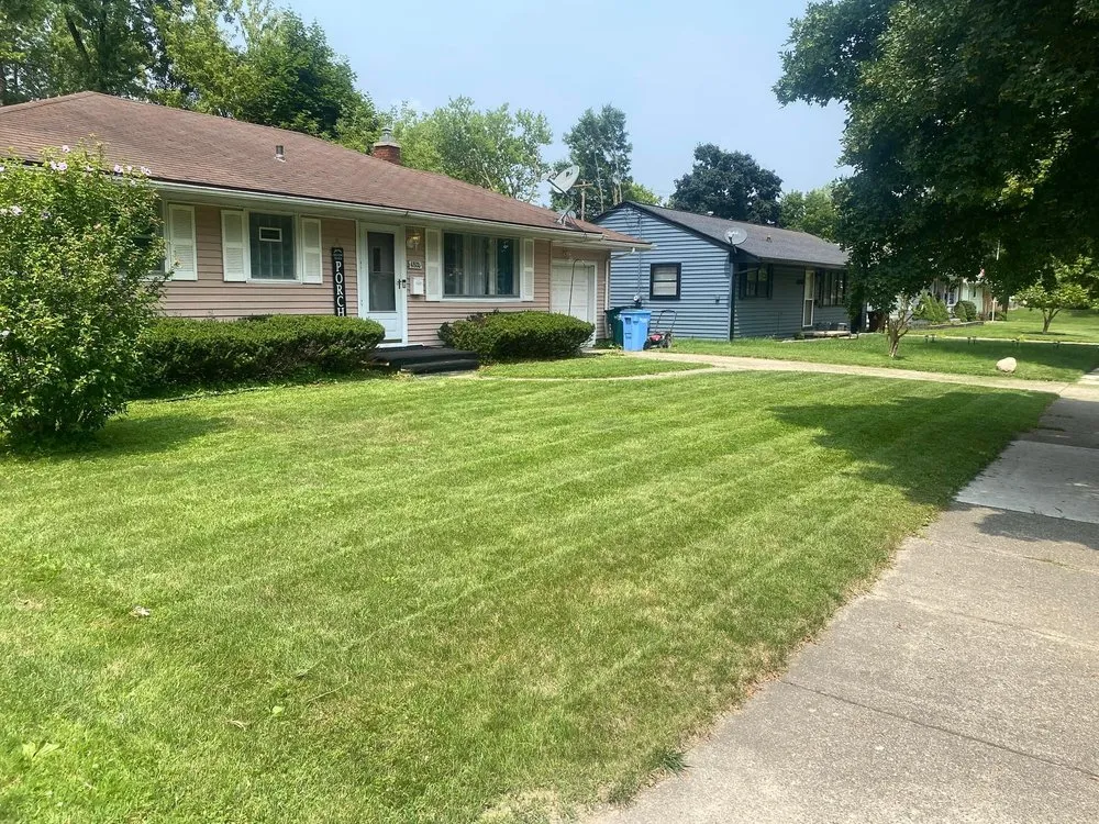 Custom outdoor landscaping for year-round maintenance across Lansing, MI - Living for Legacy