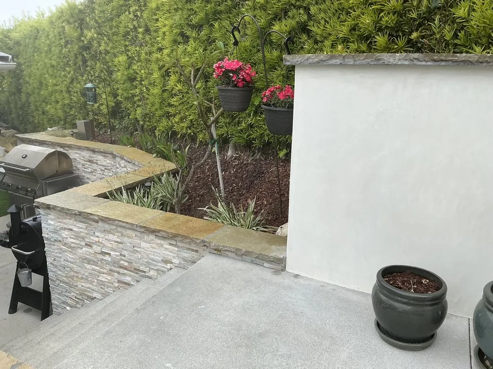 Professional yard maintenance experts serving Redondo Beach, CA - Living Green Designs