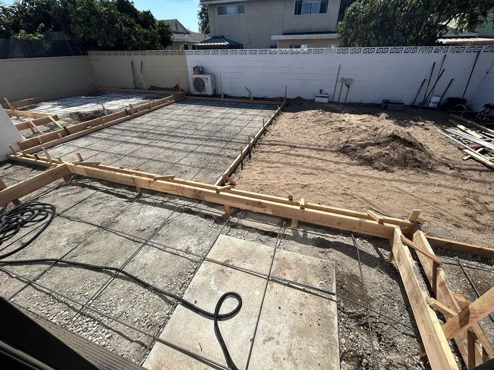 Affordable residential landscaping experts serving Redondo Beach, CA - Living Green Designs