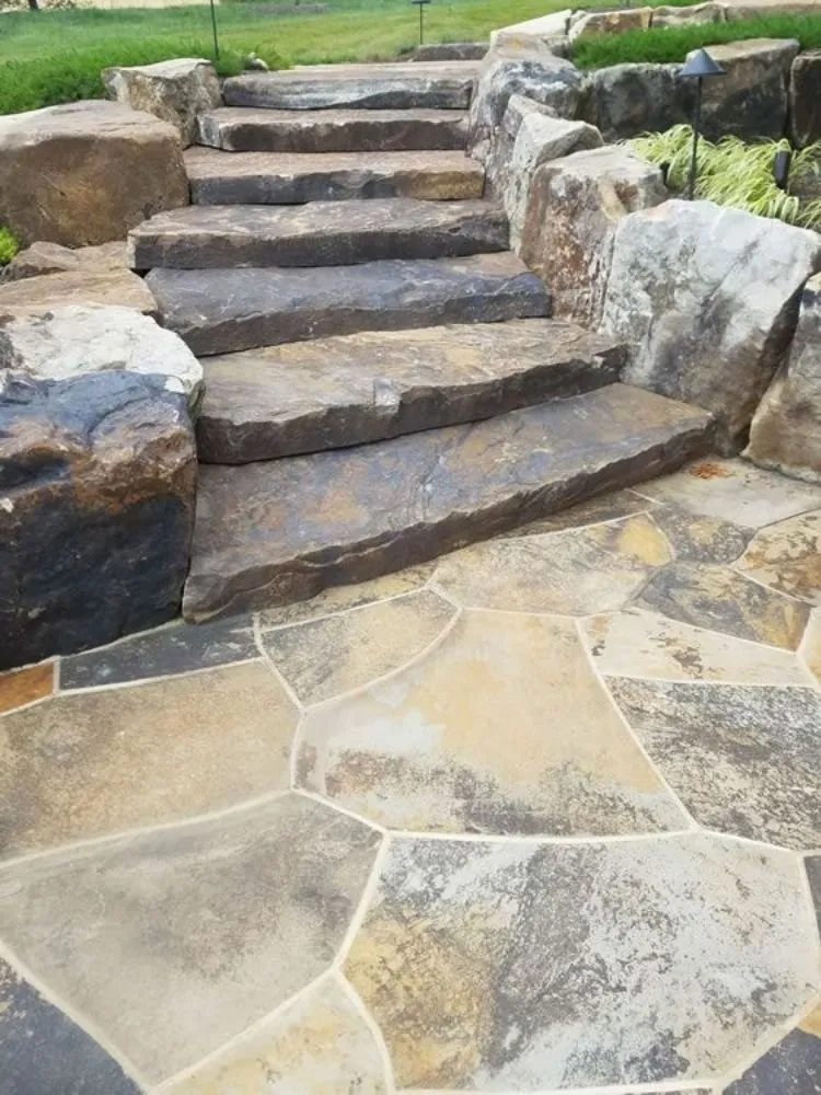 Top-rated lawn mowing service in Clinton, TN by Living Green Landscaping Construction