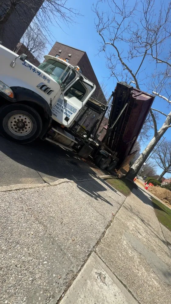 Professional yard cleanup service in New Hyde Park, NY - Living Life Landscaping