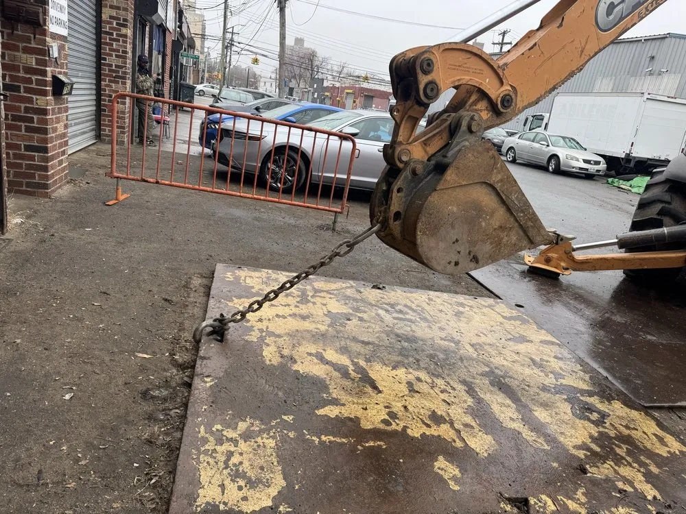 Trusted lawn mowing service in New Hyde Park, NY - Living Life Landscaping