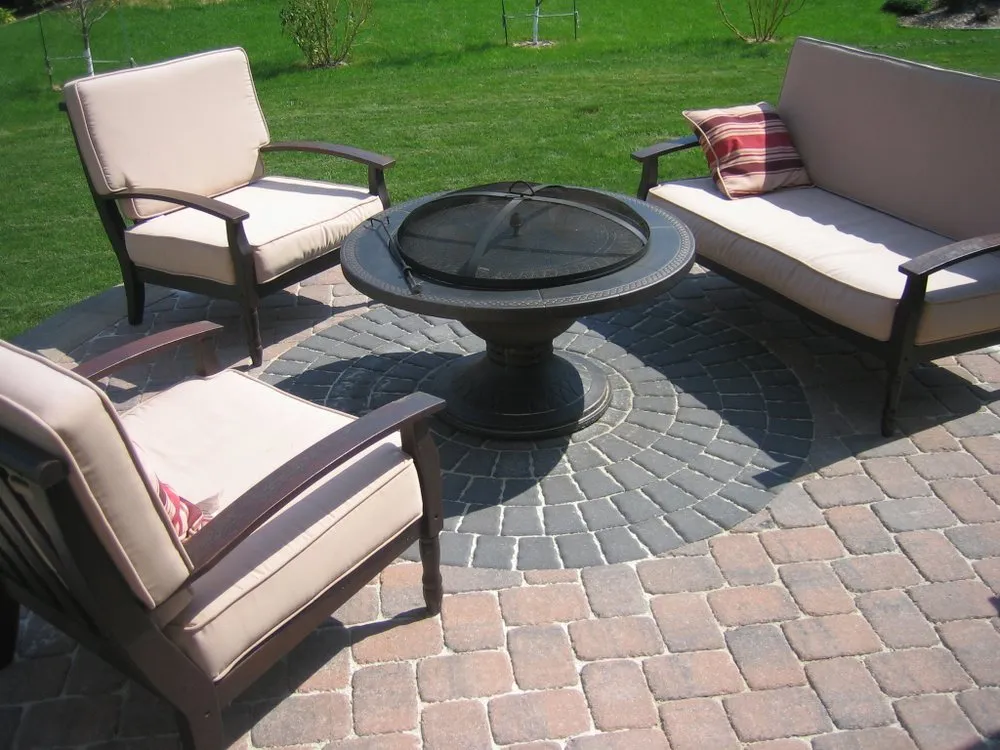 Expert lawn care service in Madison, WI - Living Stone Landscapes