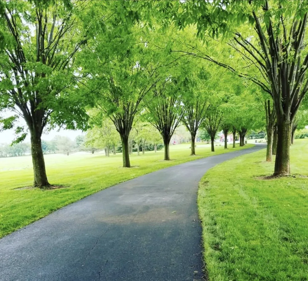 Custom lawn mowing service in Marietta, PA - Living Stone Landscapes