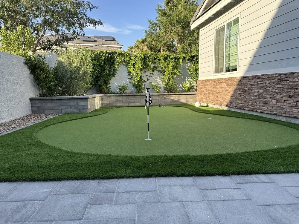 Professional garden landscaping experts serving Las Vegas, NV - Living Water Landscapes