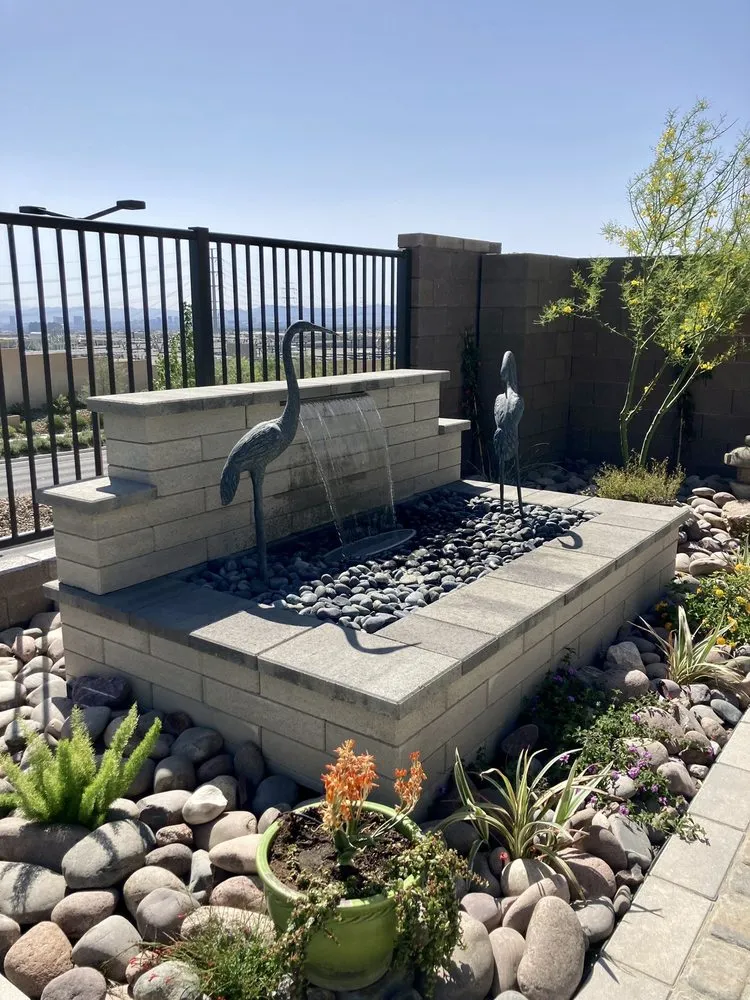 Expert yard maintenance in Las Vegas, NV - Living Water Landscapes