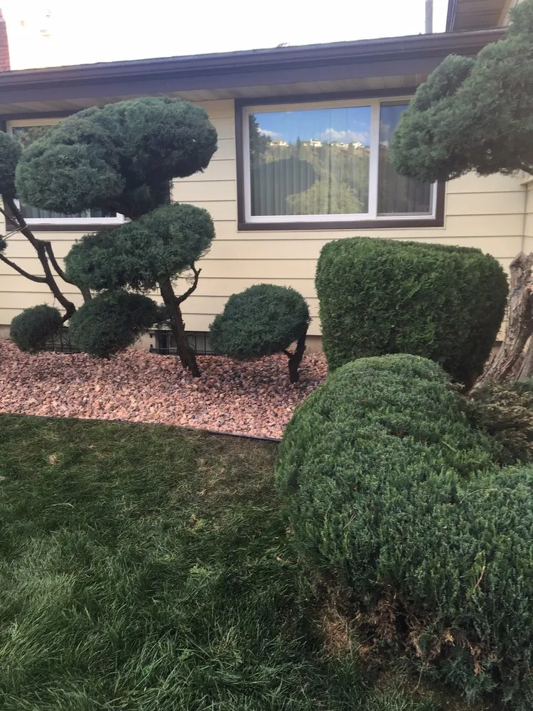 Top-rated garden landscaping in Spokane, WA by Living Water Lawn & Tree Care