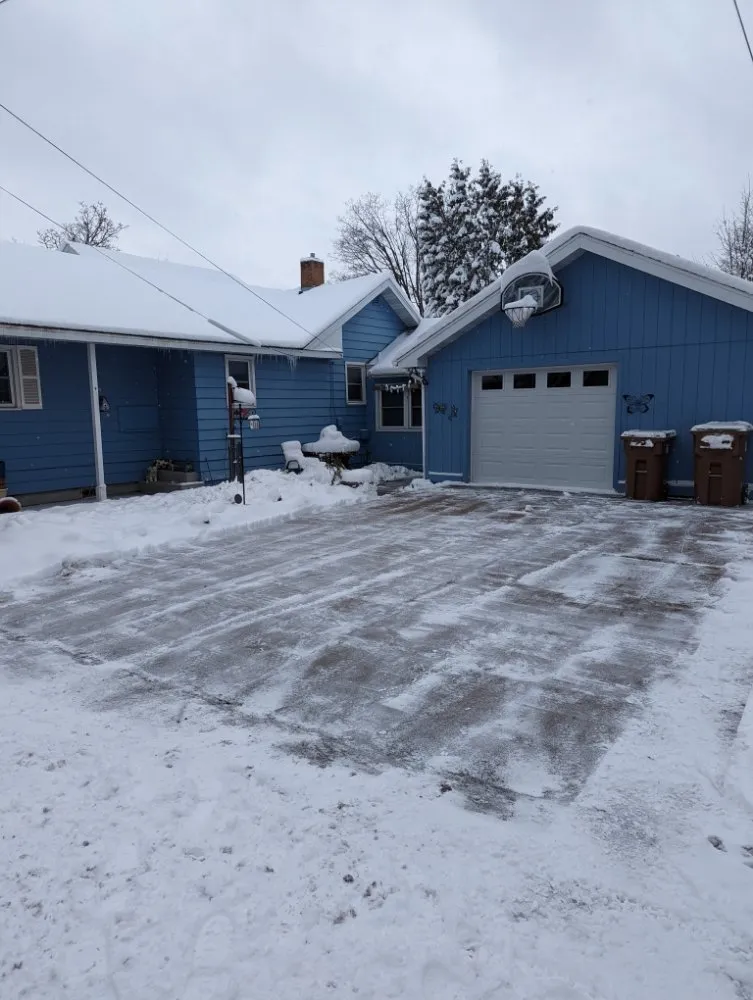 Top-rated yard maintenance in Stevens Point, WI by Living Water Lawn Care