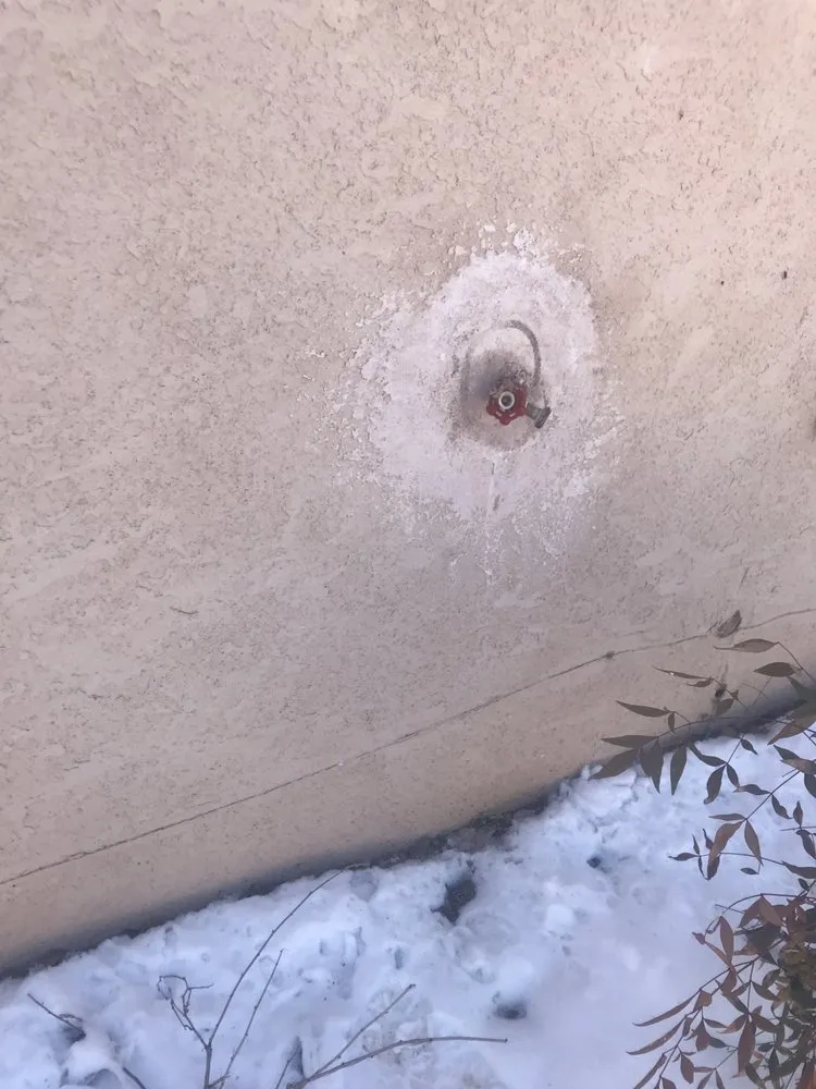 Local yard maintenance experts serving Albuquerque, NM - Living Waters Handyman & Sprinklers