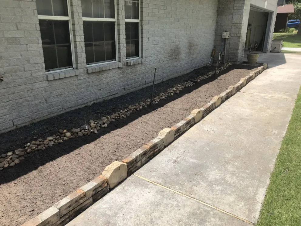 Reliable residential landscaping experts serving Conroe, TX - Living Wild