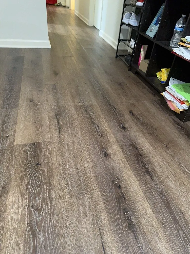 Professional lawn care service in Auburn, WA by Liz House Cleaning