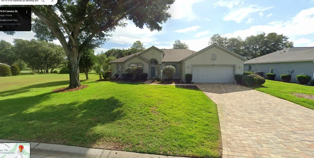 Professional landscape design with custom design in Beverly Hills, FL by Lizard Landscaping and Sprinklers