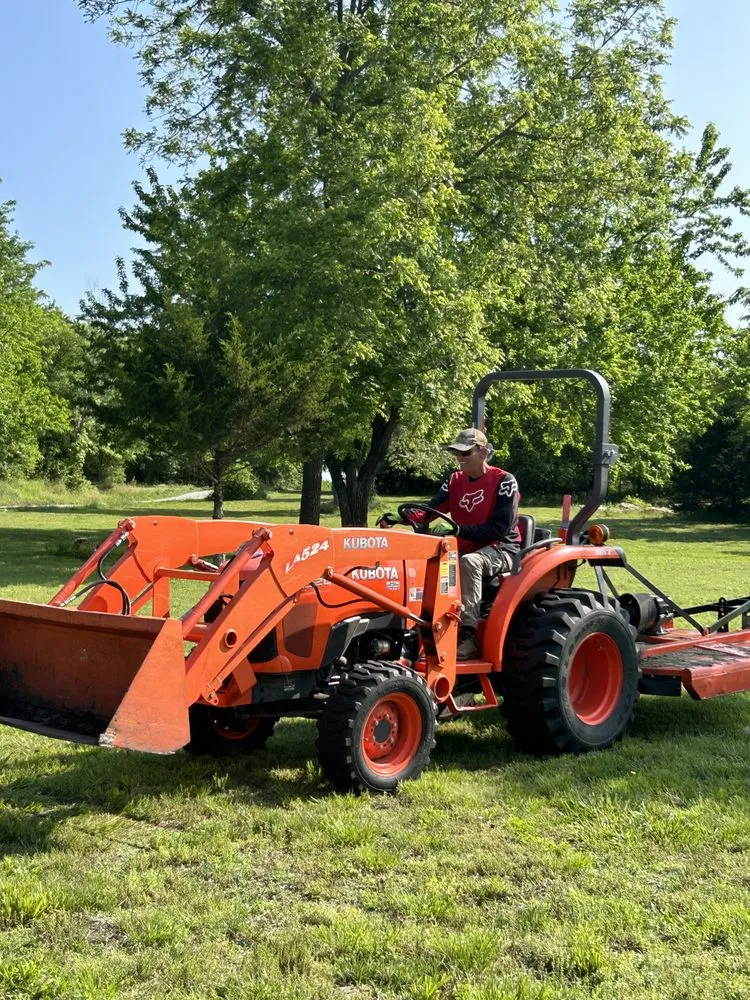 Reliable landscape installation in Walnut Grove, MO - Lizard Lawn & Tree Care