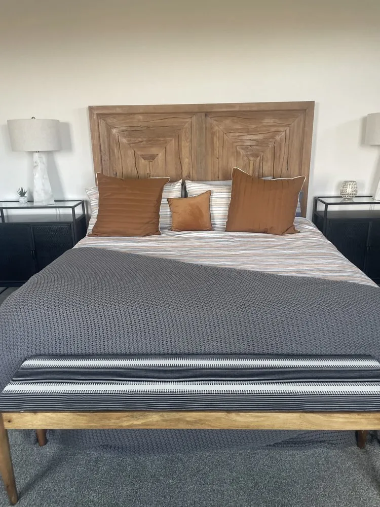 Custom residential landscaping with custom design in Los Lunas, NM by LJ cleaning services