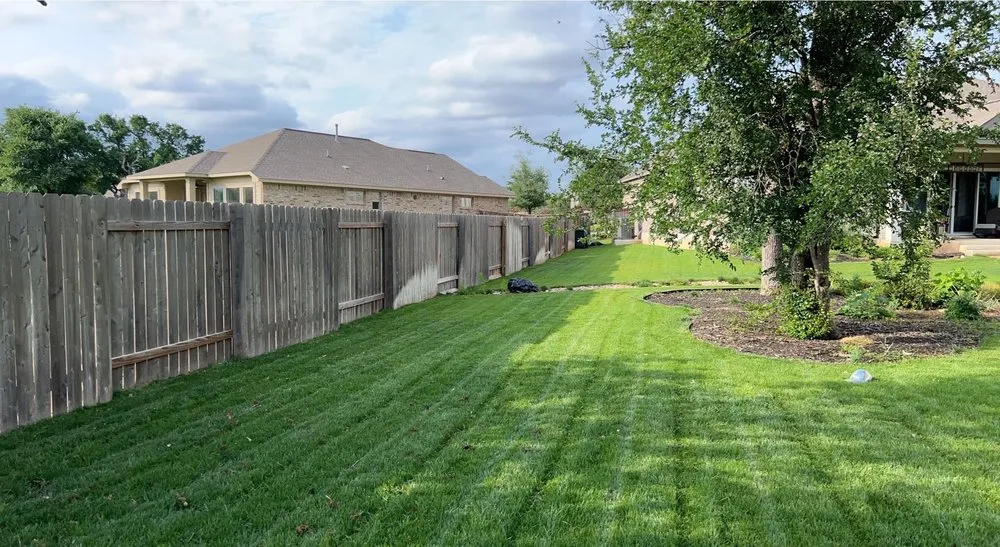 Affordable lawn mowing service in Andice, TX - L&J Landscaping