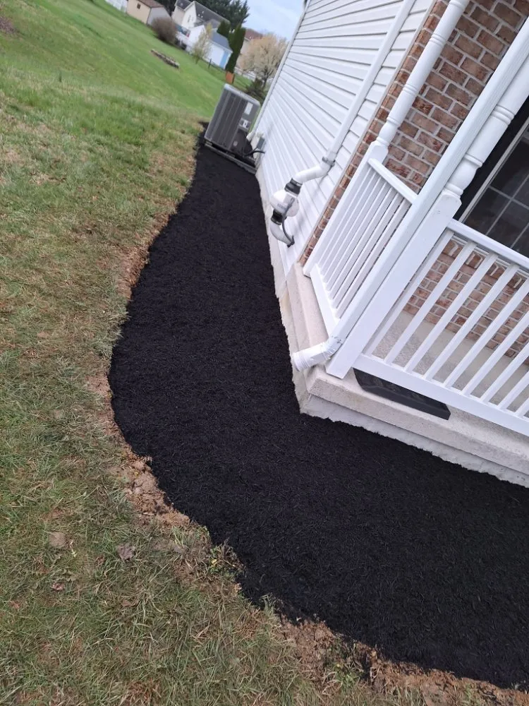 Expert landscaping services in Chambersburg, PA - LJ Landscaping