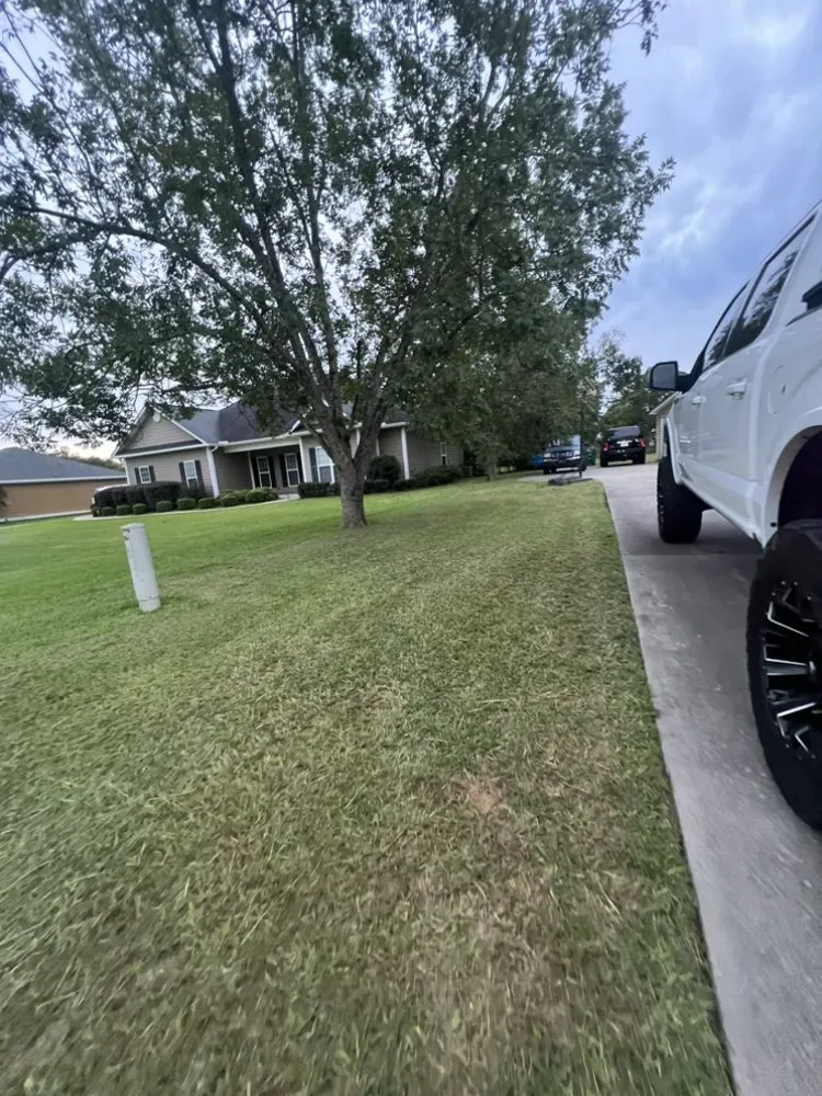 Affordable lawn care service in Leesburg, GA - L&J Landscaping