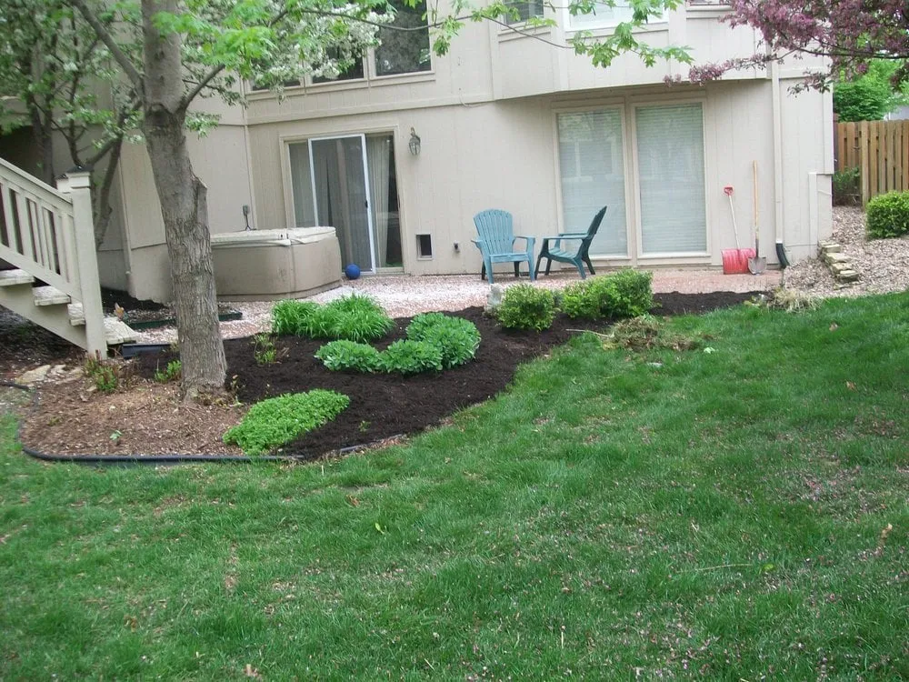 Top-rated yard maintenance near you in Kansas City, MO by LJ Lawn Services