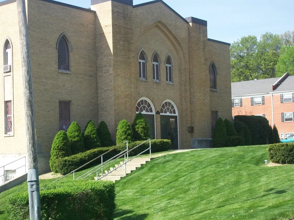 Expert landscaping services experts serving Kansas City, MO - LJ Lawn Services