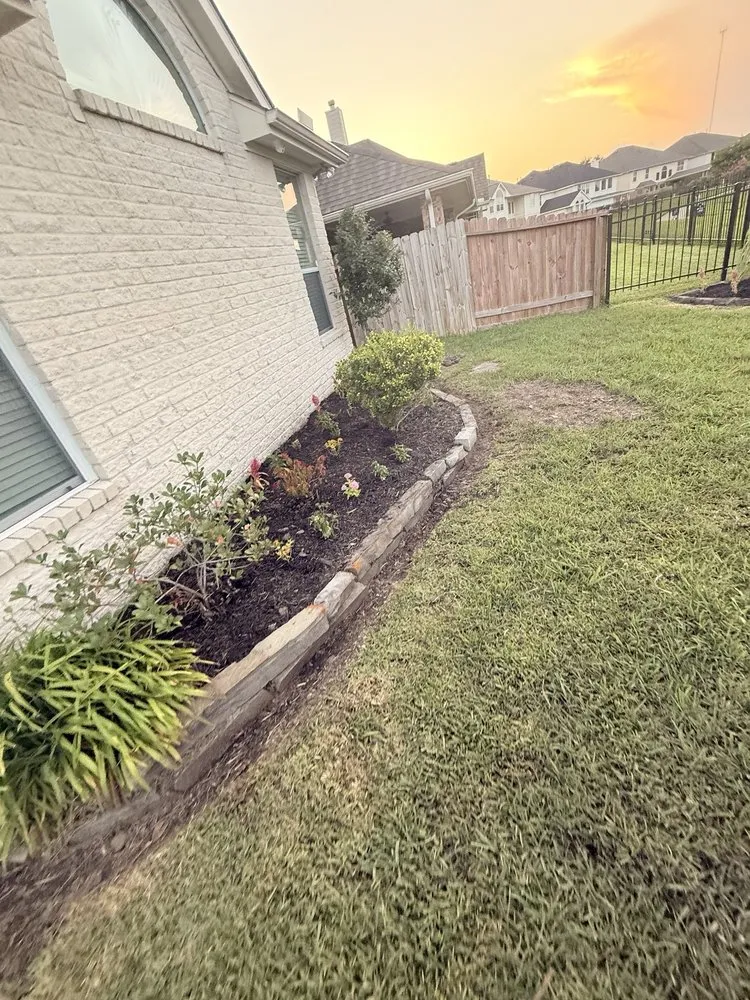 Affordable residential landscaping in Houston, TX by LJ Lawncare Services & More