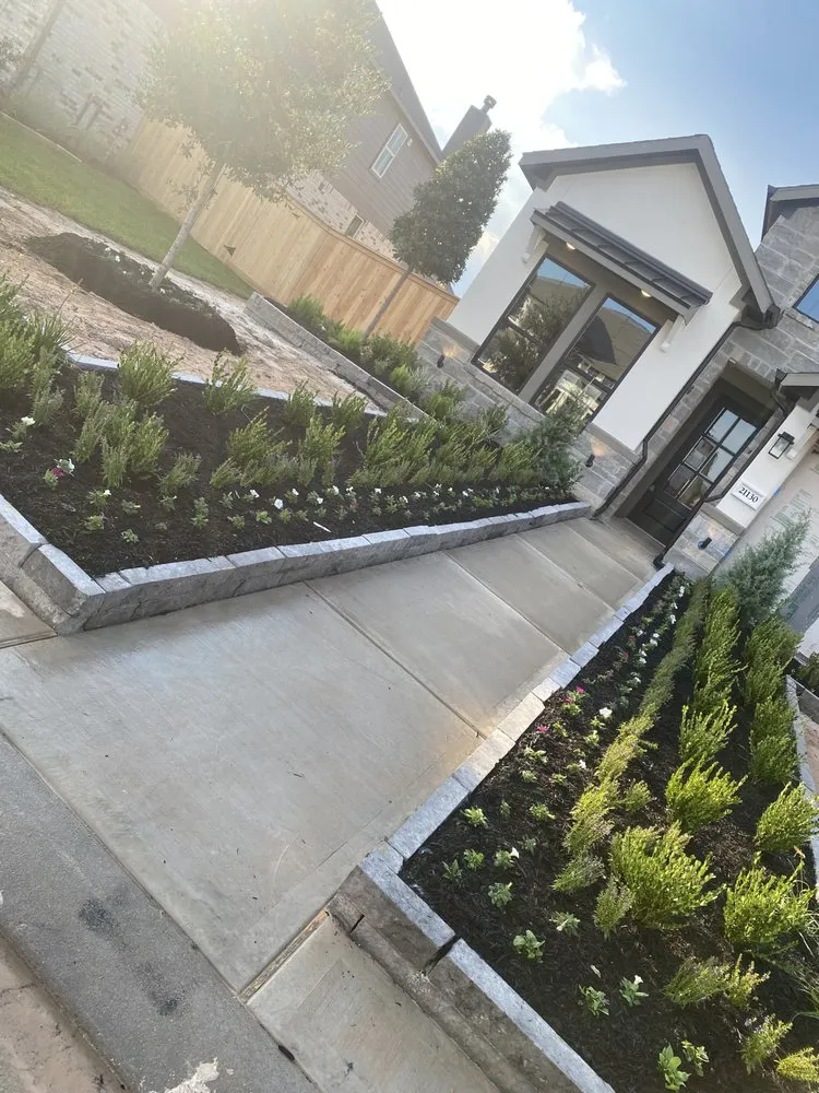 Local garden landscaping near you across Porter Heights, TX - LJB Landscaping