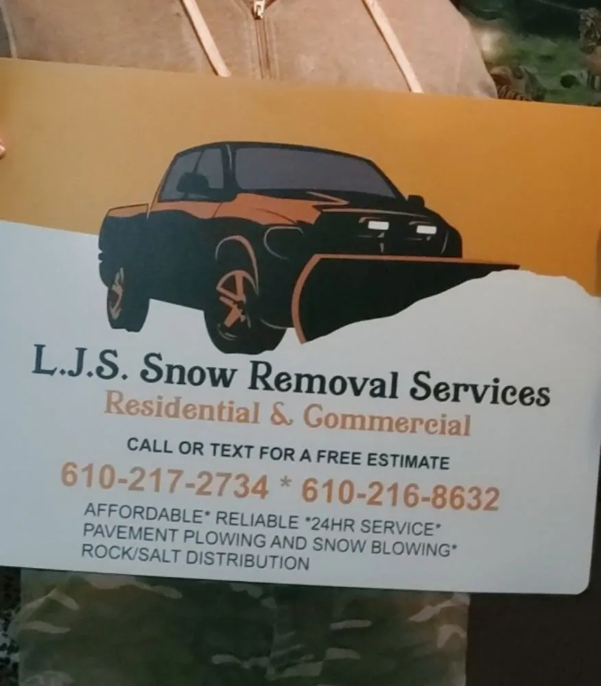 Expert yard cleanup service in Tatamy, PA by Ljs Lawn Care
