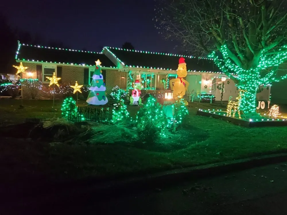 Custom lawn care service in Tatamy, PA - Ljs Lawn Care