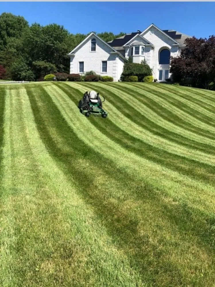 Local outdoor landscaping experts serving Tatamy, PA - Ljs Lawn Care