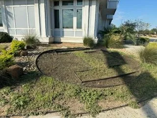Custom landscaping services in CTY BY THE SE, TX - LJ'S LAWN SERVICE