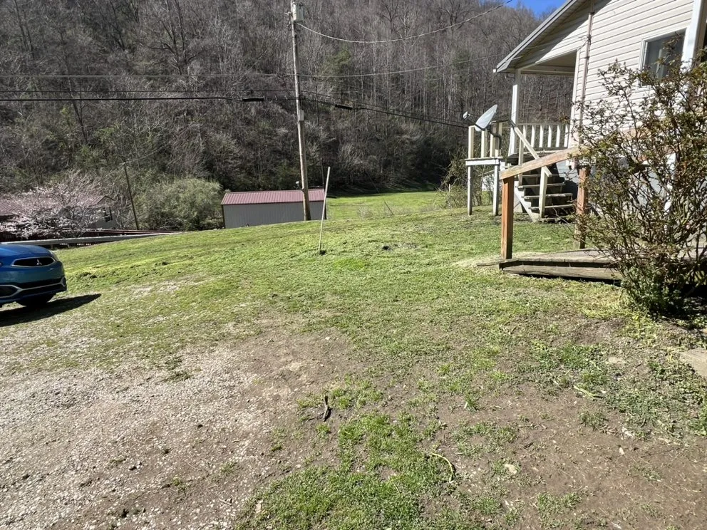 Local garden landscaping for beautiful yards in McDowell, KY by LJ’s Weed Cutting and Odd Jobs