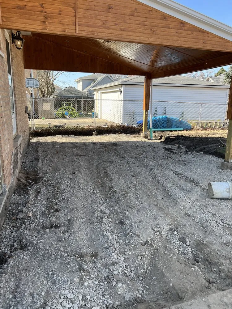 Local lawn mowing service for homes across Oak Lawn, IL - Lk Landscaping & Snowplowing