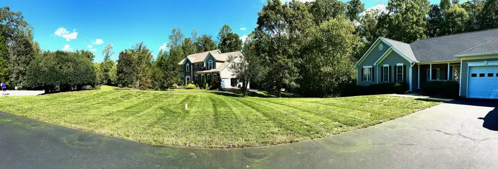 Trusted yard cleanup service in Hollywood, MD - L&K Lawn Care