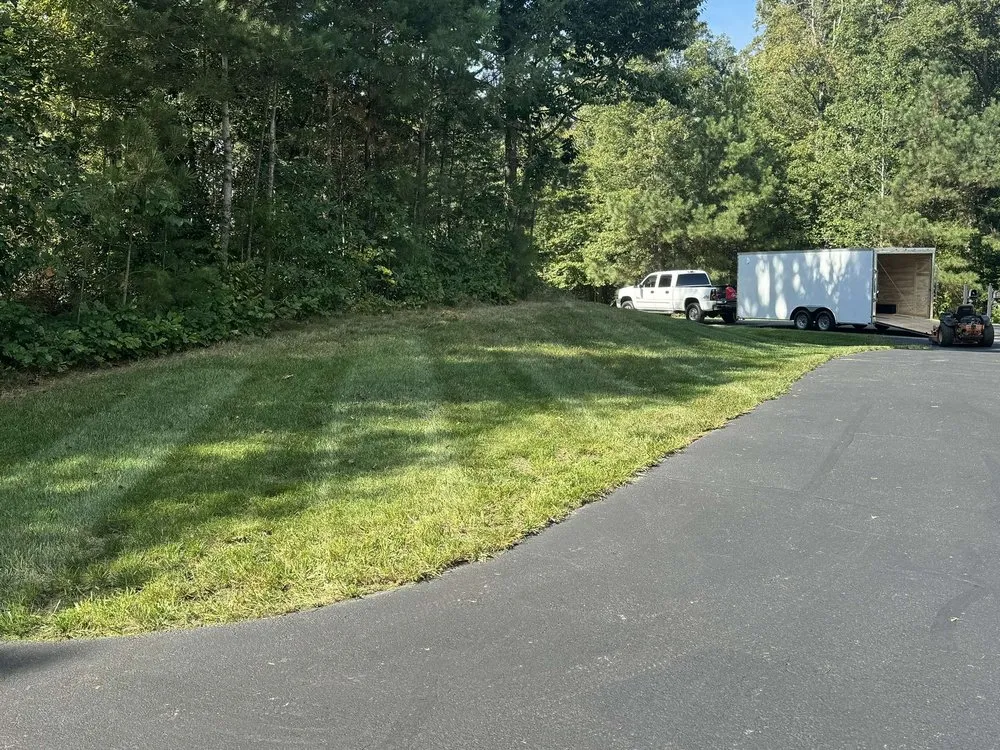 Expert yard maintenance near you in Hollywood, MD by L&K Lawn Care
