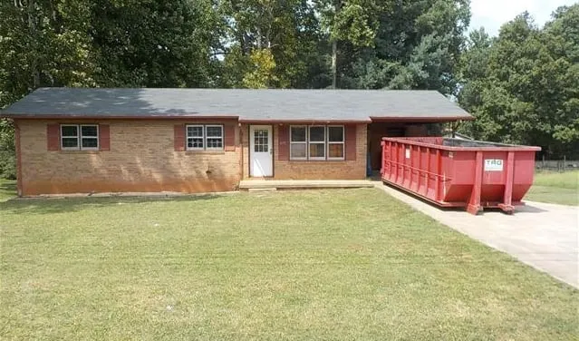 Trusted landscape design for residential properties in Mooresville, NC by LKN REO Services