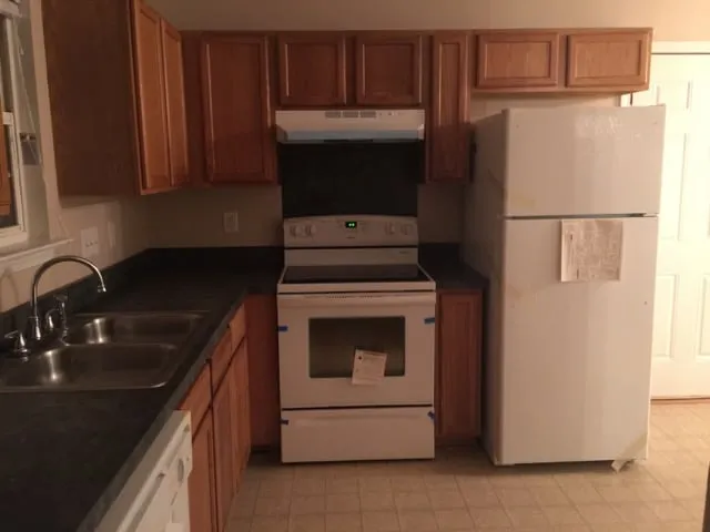 Professional outdoor landscaping with custom design across Mooresville, NC - LKN REO Services