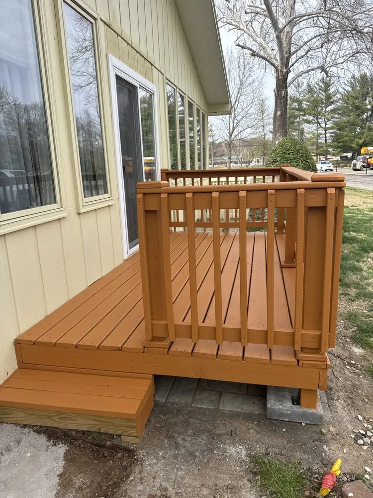 Expert garden landscaping in Branson, MO by LKS Lawncare