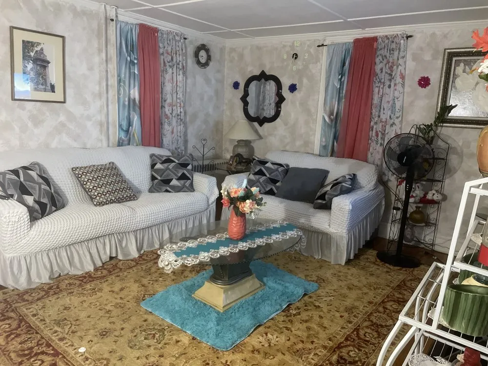 Expert lawn mowing service experts serving Hudson, NY - LL Cleanning Services & Lawn Mowing