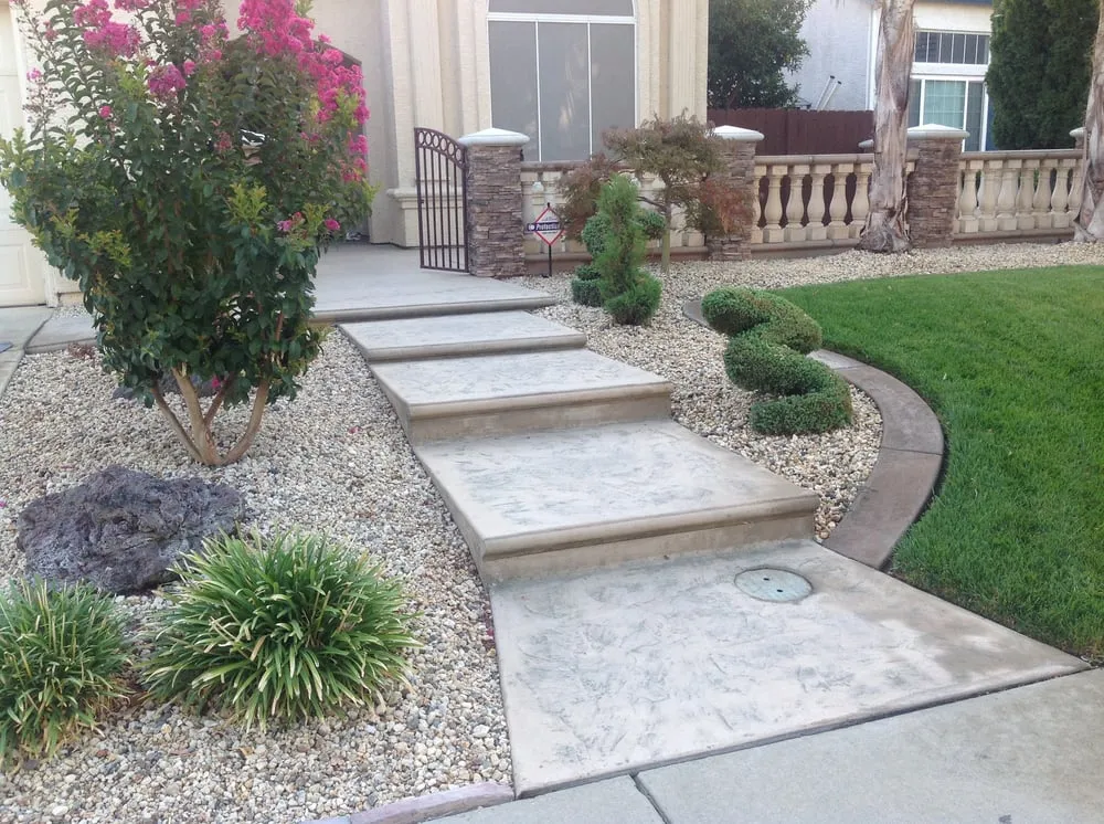 Professional outdoor landscaping in Alamo, CA by L&L Landscaping