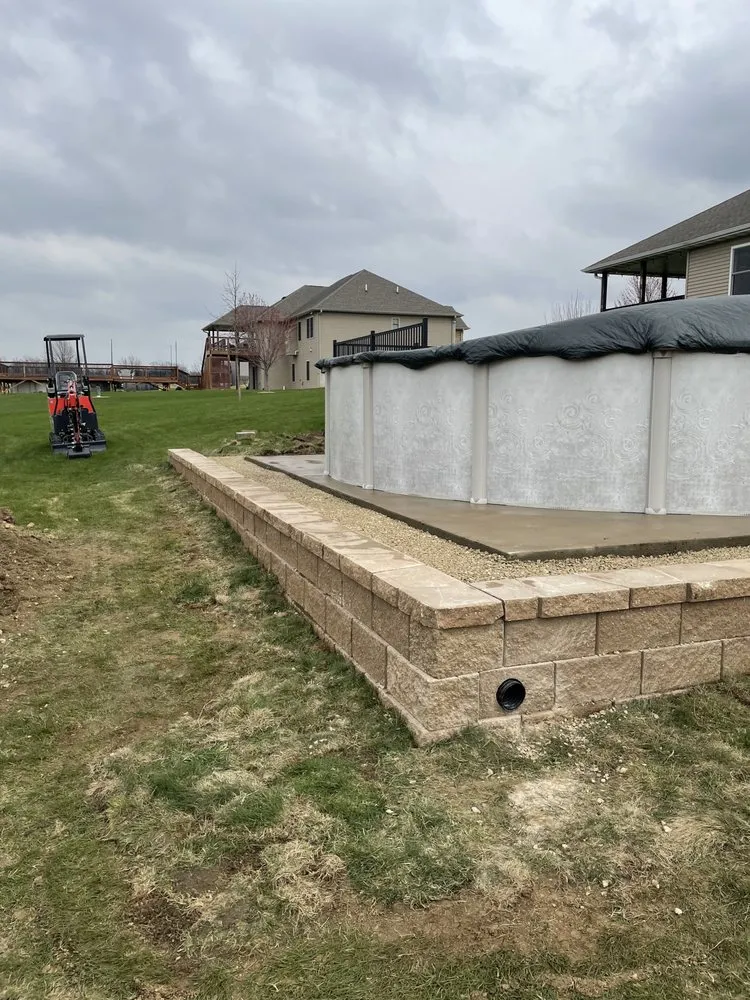 Expert yard cleanup service experts serving East Dubuque, IL - L&L Landscaping