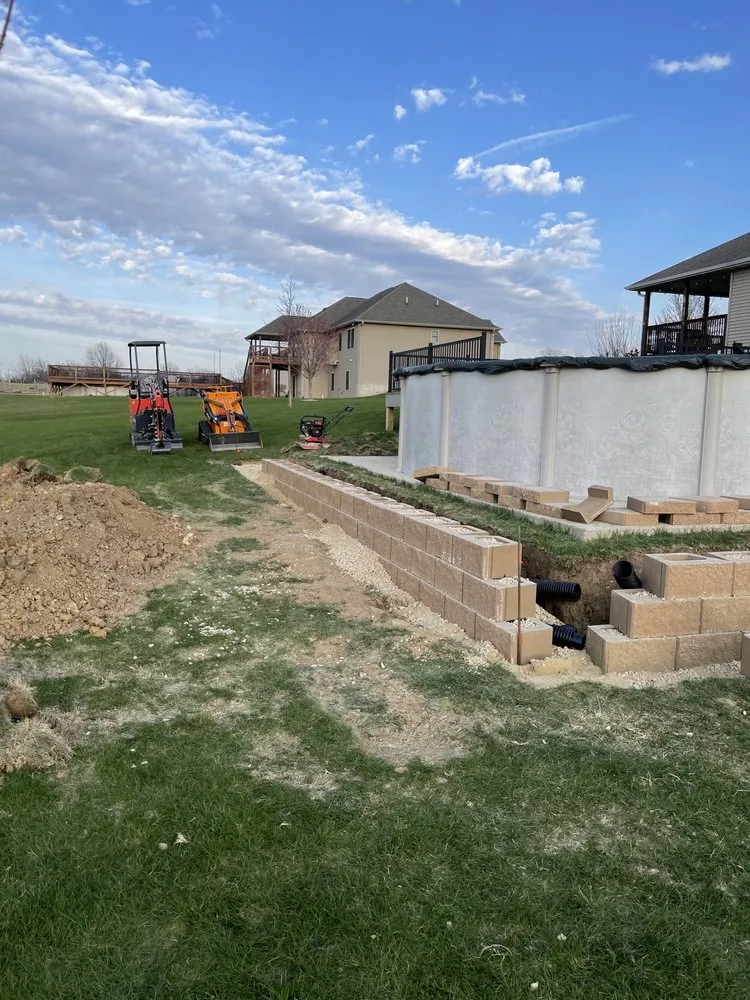 Reliable landscape installation in East Dubuque, IL - L&L Landscaping