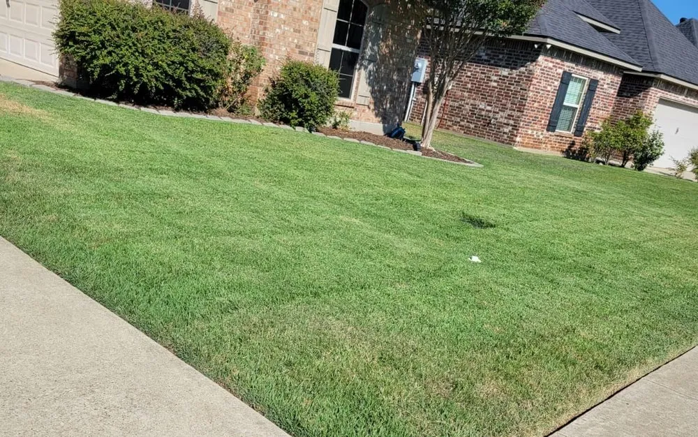 Expert outdoor landscaping experts serving Benton, LA - L&L Lawn care