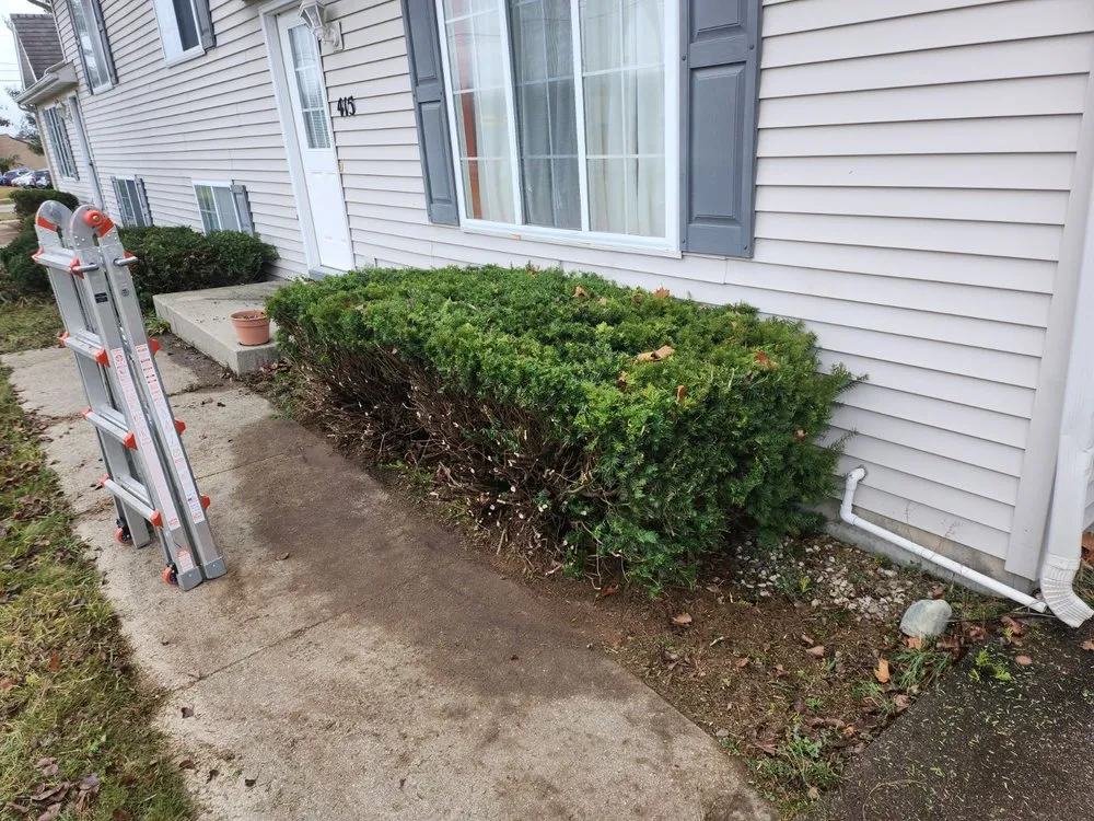 Local outdoor landscaping for residential properties in Cedarburg, WI by L&L Lawn Care