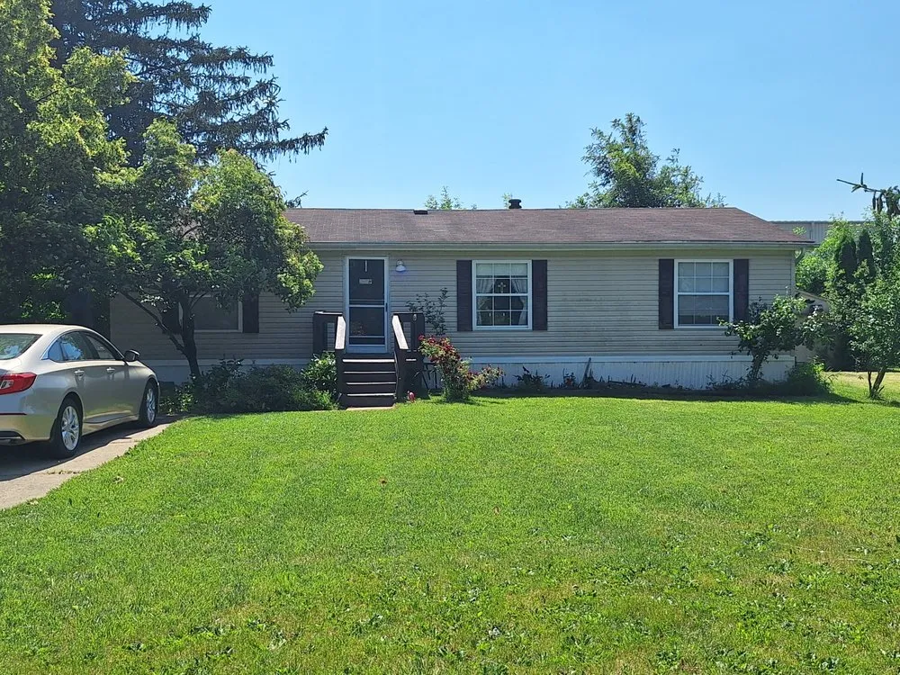 Expert residential landscaping for year-round maintenance in Monroe, MI by L&L Lawncare&Snow Removal