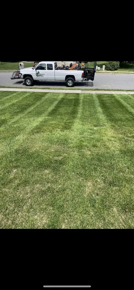 Trusted yard cleanup service in Toms River, NJ - L.L. Lawns