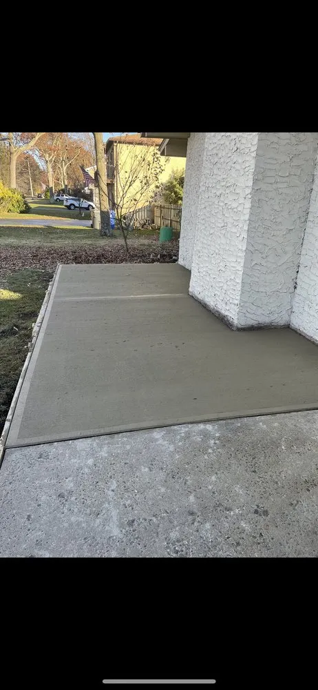 Reliable yard maintenance in Toms River, NJ - L.L. Lawns