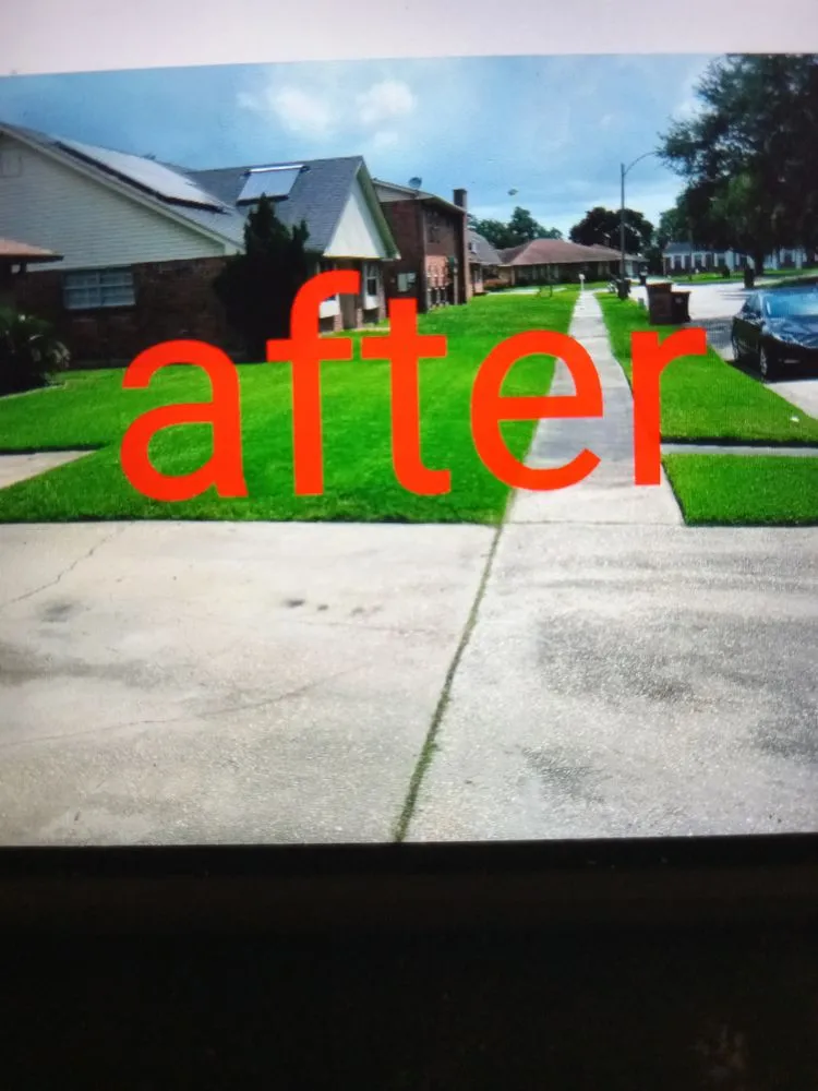 Reliable lawn mowing service for homes in Metairie, LA by L&L mowing