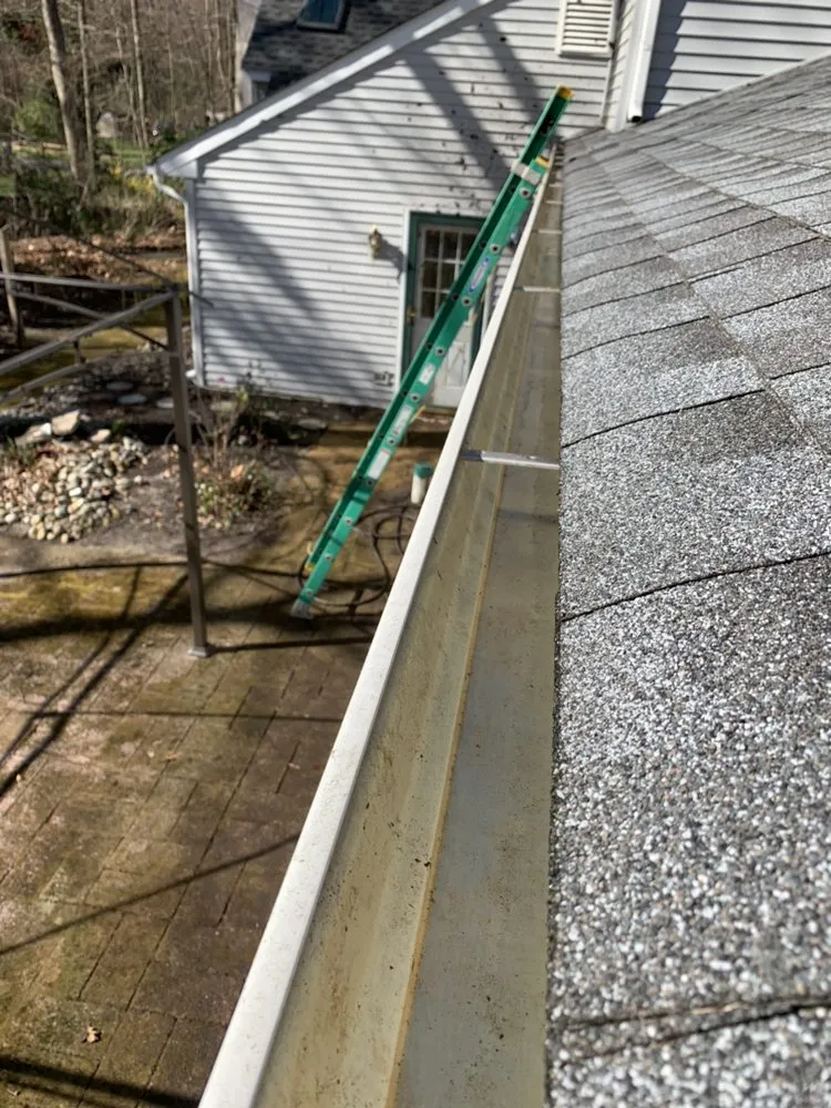 Custom yard maintenance in Medford Lakes, NJ - LL Scapes Landscaping